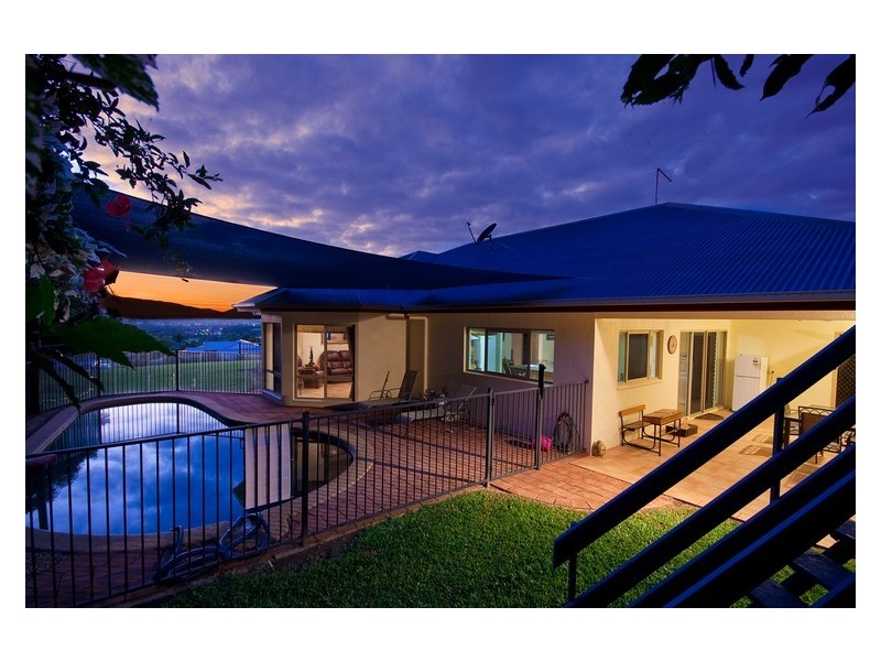 Bentley Park QLD 4869