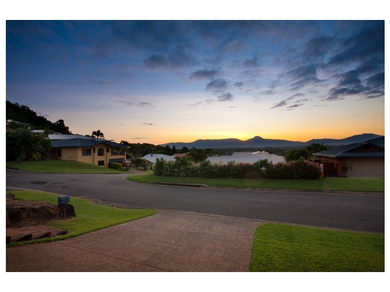 Bentley Park QLD 4869