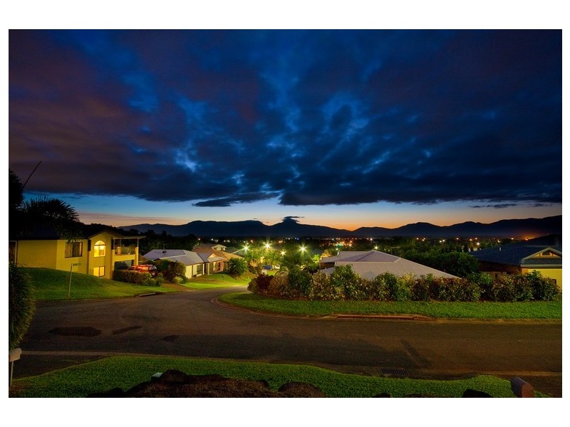Bentley Park QLD 4869