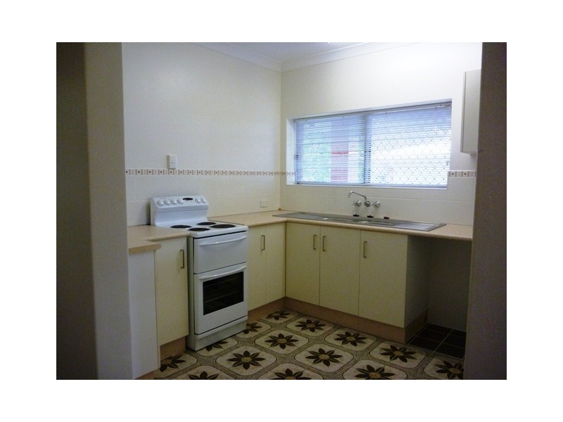 4 Vista Street, Bayview Heights QLD 4868