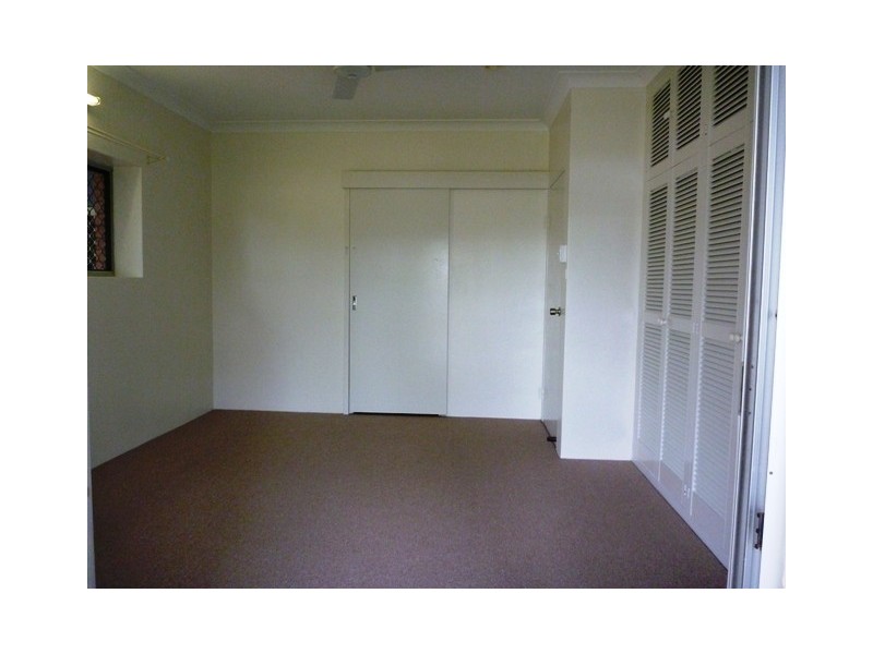 4 Vista Street, Bayview Heights QLD 4868