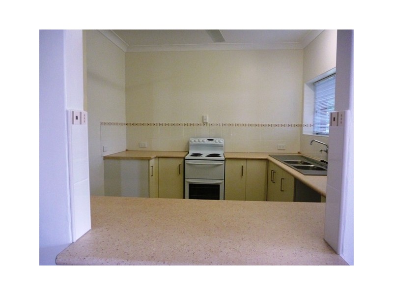 4 Vista Street, Bayview Heights QLD 4868