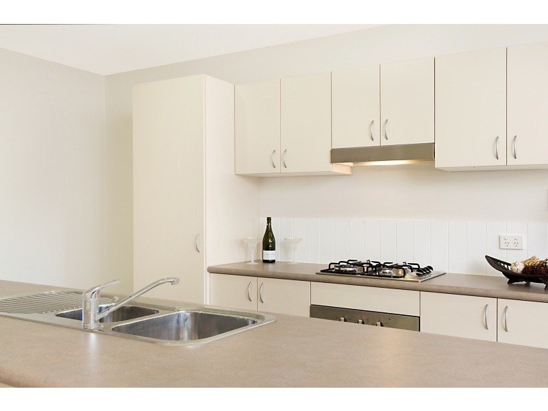 4/111 Martyn Street, Parramatta Park QLD 4870
