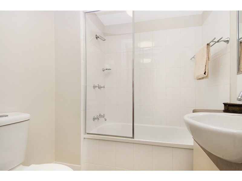 4/111 Martyn Street, Parramatta Park QLD 4870