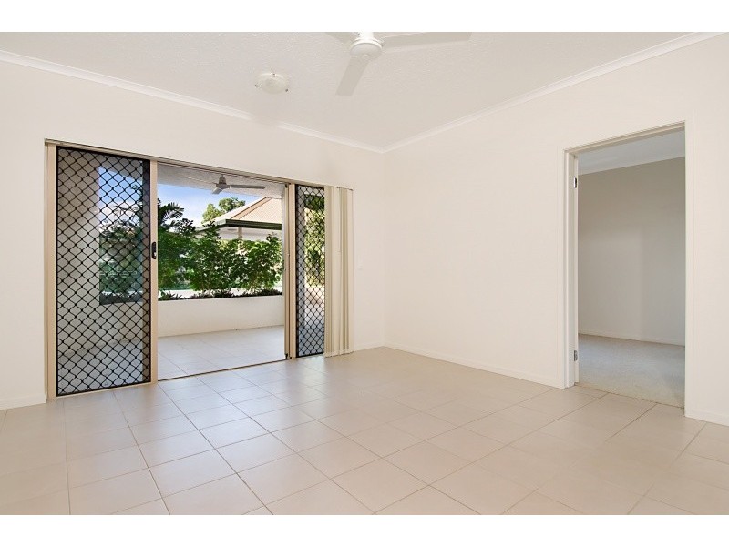 4/111 Martyn Street, Parramatta Park QLD 4870