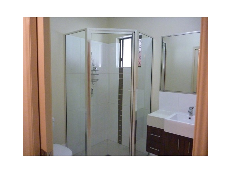 35/1 Robson Street,, Mooroobool QLD 4870