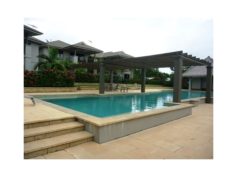 35/1 Robson Street,, Mooroobool QLD 4870