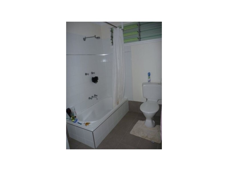 Aeroglen QLD 4870
