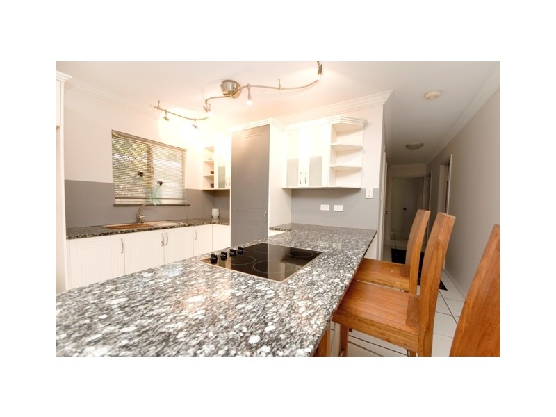 166 Sydney Street, Bayview Heights QLD 4868