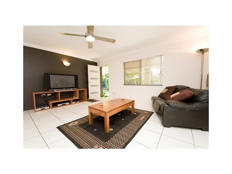 166 Sydney Street, Bayview Heights QLD 4868