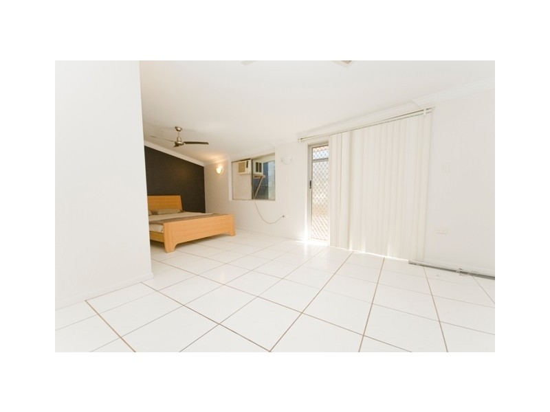 166 Sydney Street, Bayview Heights QLD 4868