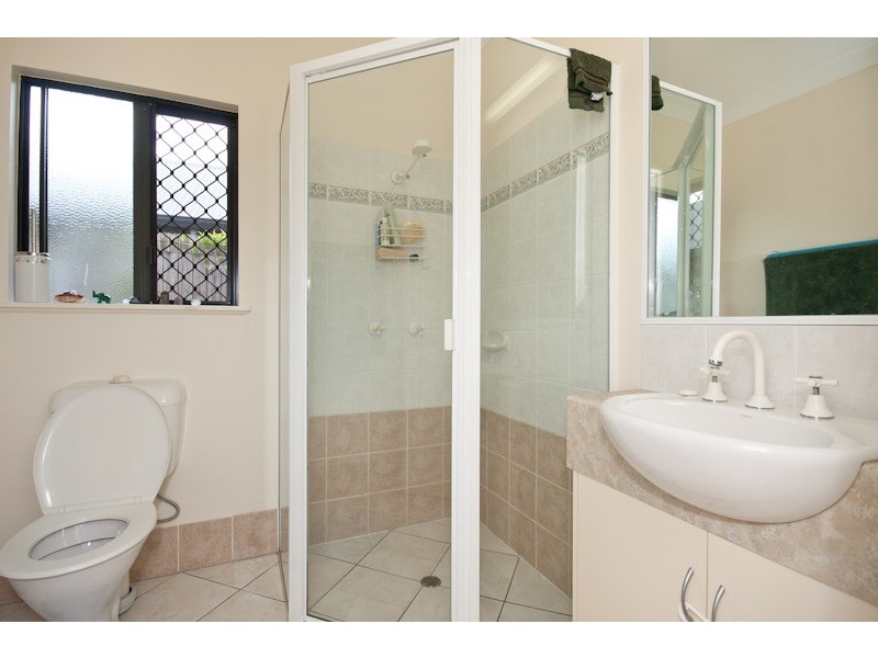 10 Beck Close, Bentley Park QLD 4869