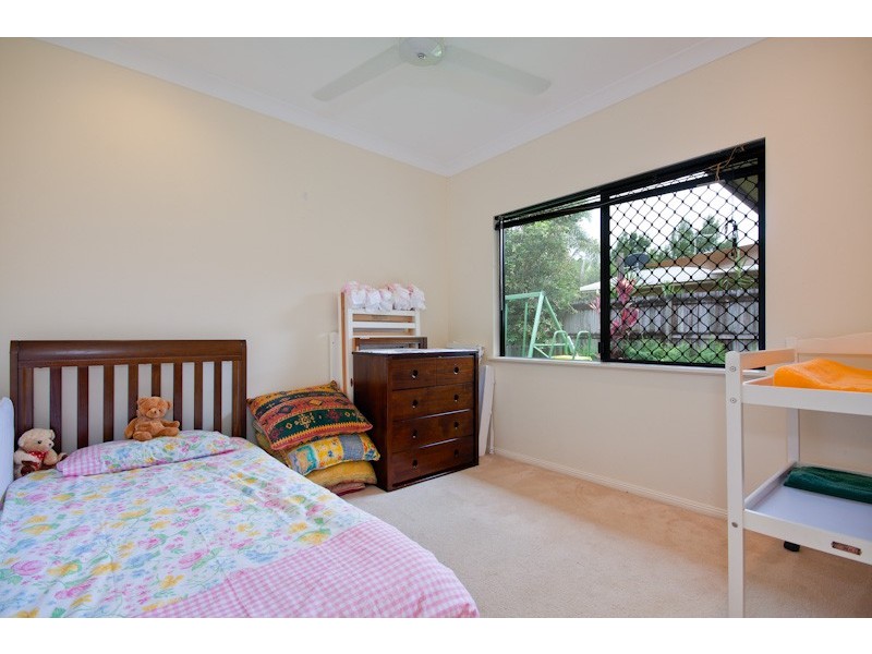 10 Beck Close, Bentley Park QLD 4869