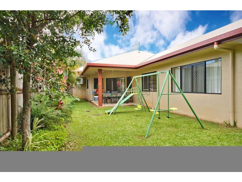 10 Beck Close, Bentley Park QLD 4869
