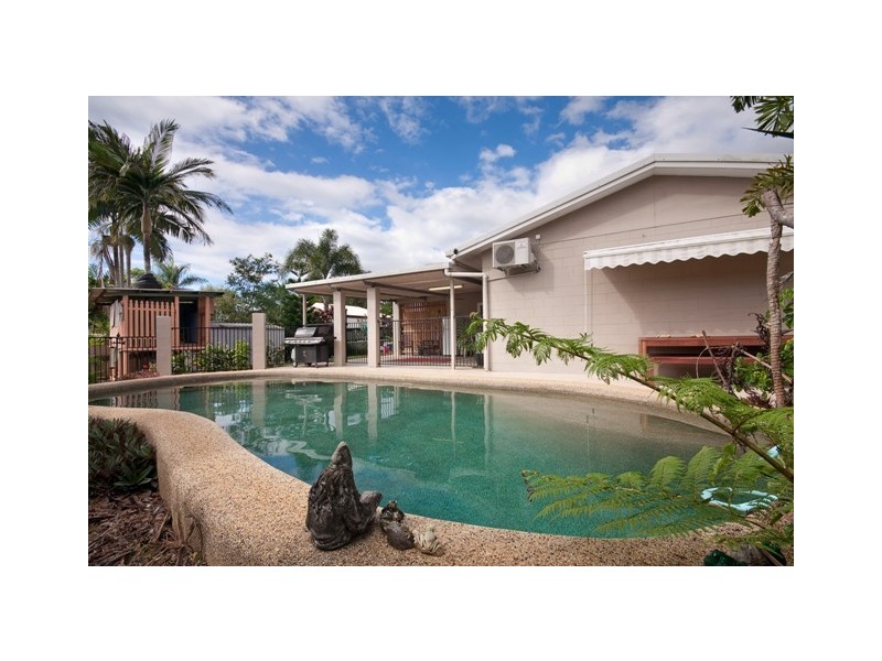 Bentley Park QLD 4869