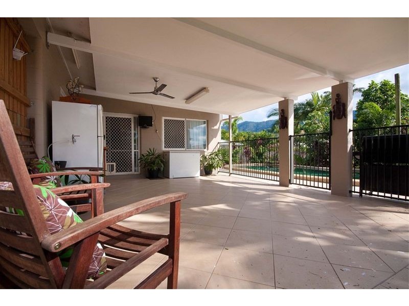 Bentley Park QLD 4869