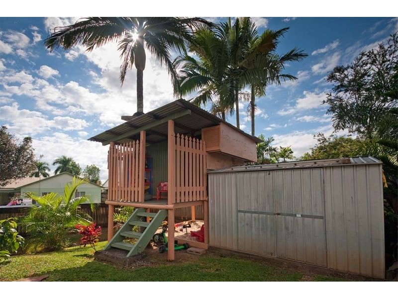 Bentley Park QLD 4869