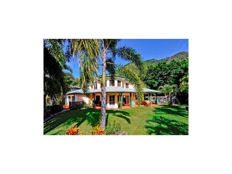 9  Tanganelli Close, Kanimbla QLD 4870