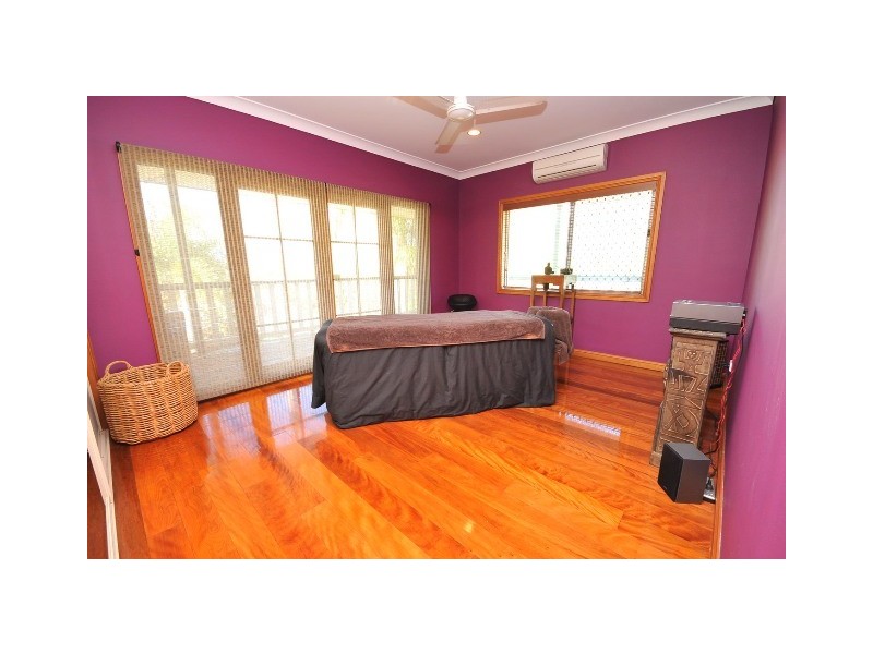 1 Guthrie Close, Bentley Park QLD 4869