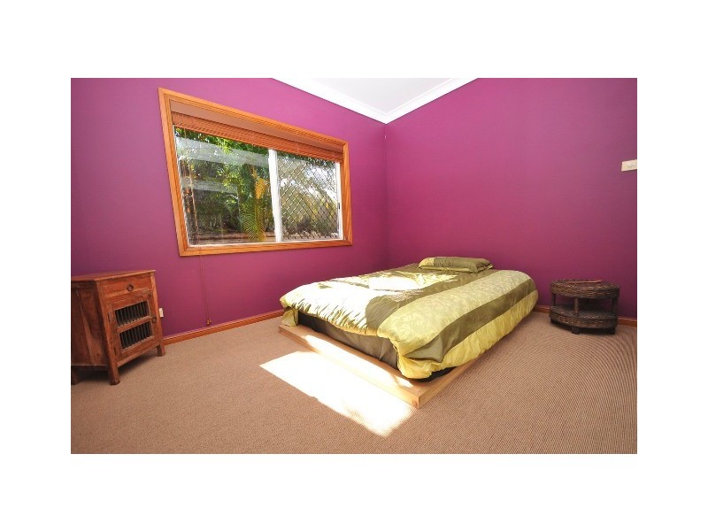 1 Guthrie Close, Bentley Park QLD 4869