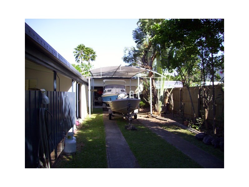 Earlville QLD 4870