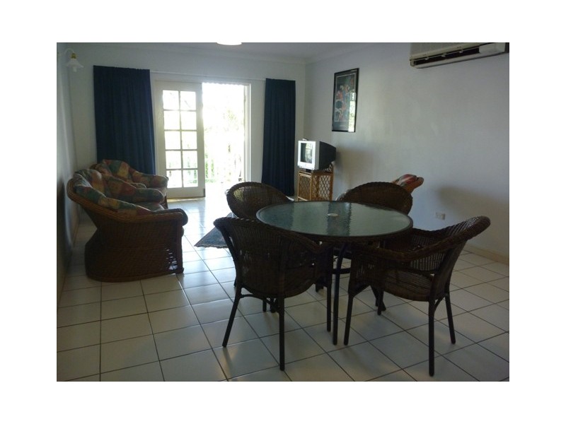 7/158 McLeod Street, Cairns North QLD 4870
