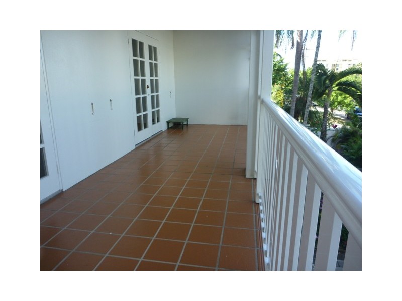 7/158 McLeod Street, Cairns North QLD 4870