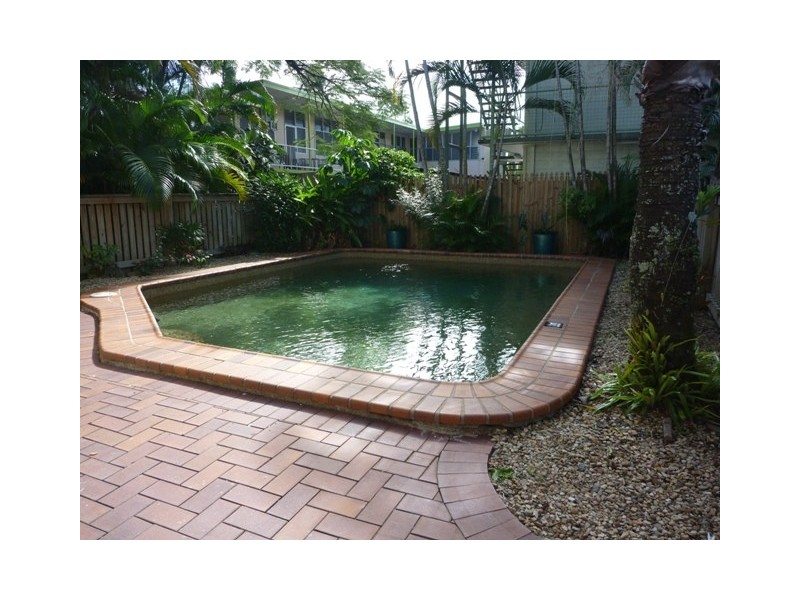 7/158 McLeod Street, Cairns North QLD 4870