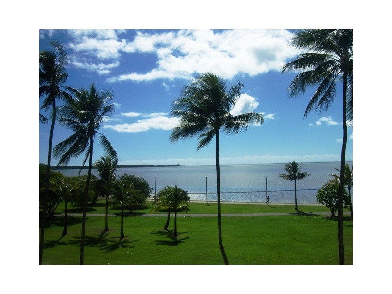 19 /249 Esplanade, Cairns QLD 4870