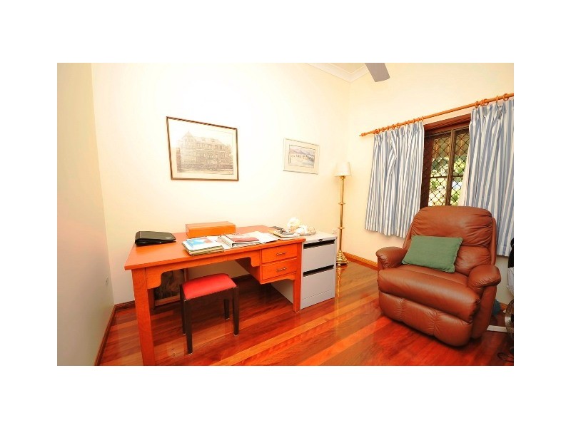 14 McHugh Crescent, Whitfield QLD 4870