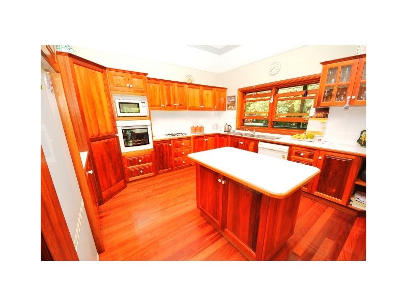 14 McHugh Crescent, Whitfield QLD 4870