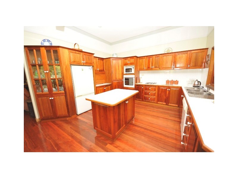 14 McHugh Crescent, Whitfield QLD 4870