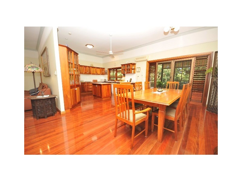 14 McHugh Crescent, Whitfield QLD 4870