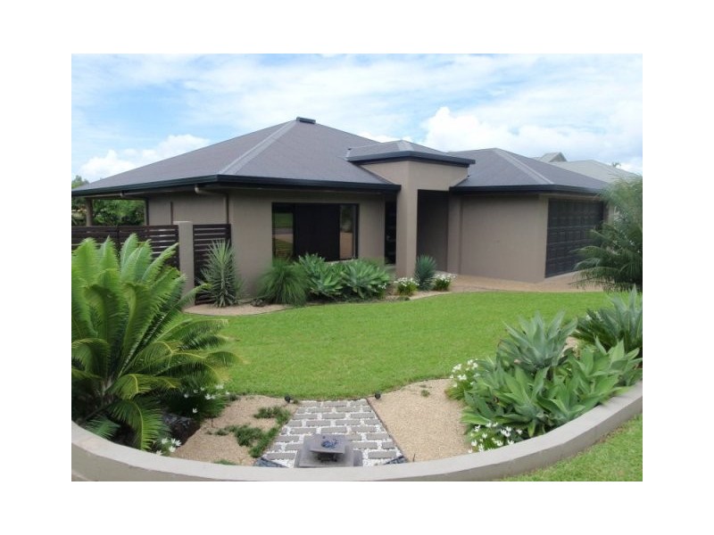 14  Lucy Close, Kanimbla QLD 4870