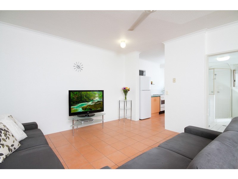 4/113  Buchan Street, Bungalow QLD 4870