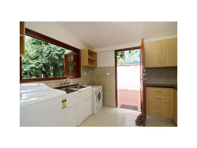 176  Sydney Close, Bayview Heights QLD 4868