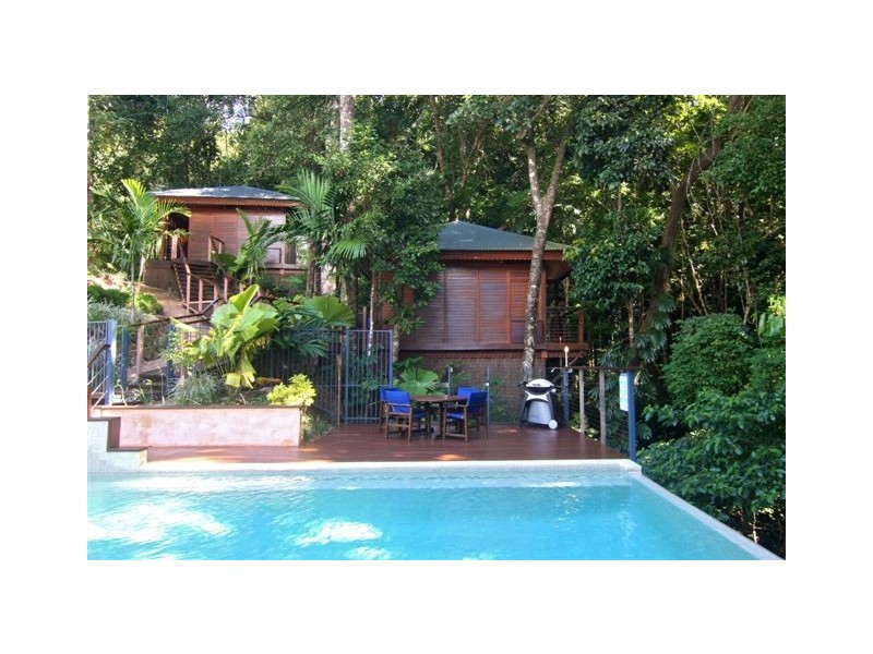 176  Sydney Close, Bayview Heights QLD 4868