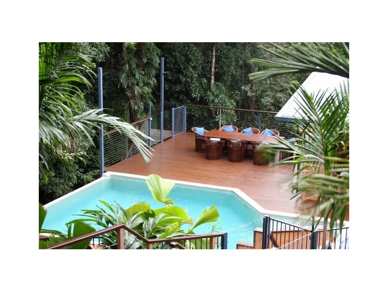 176  Sydney Close, Bayview Heights QLD 4868