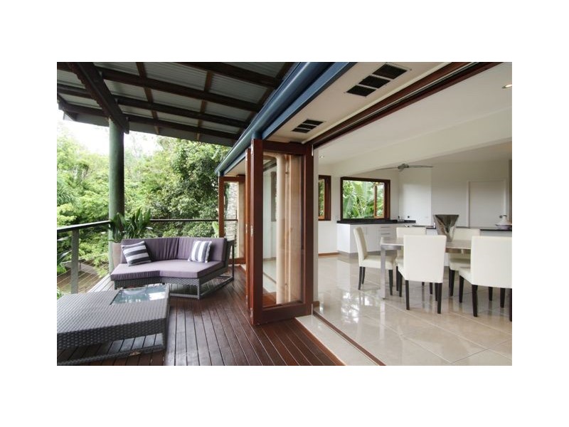 176  Sydney Close, Bayview Heights QLD 4868