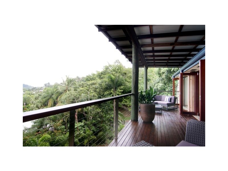 176  Sydney Close, Bayview Heights QLD 4868