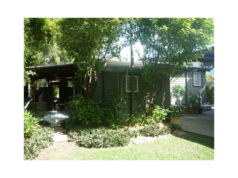 240  McCoombe Street, Bungalow QLD 4870