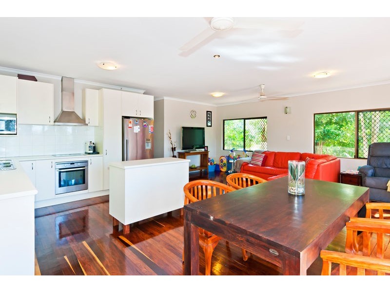 9  Bellbird Street, Bayview Heights QLD 4868