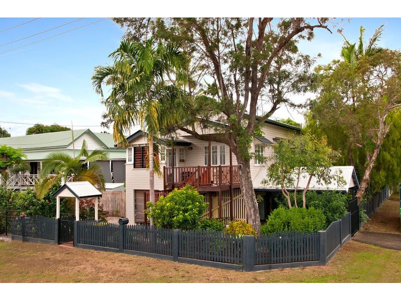 37 Upward Street, Parramatta Park QLD 4870