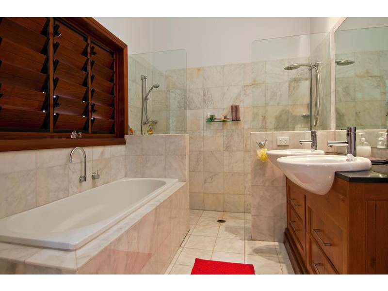 37 Upward Street, Parramatta Park QLD 4870