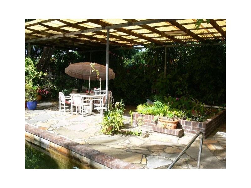 9 Woomala Street, Woree QLD 4868