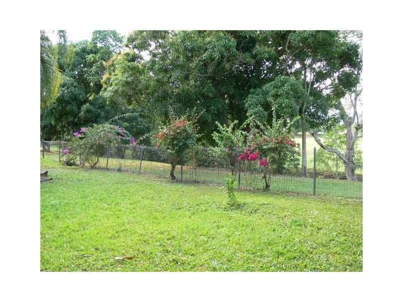 9 Woomala Street, Woree QLD 4868