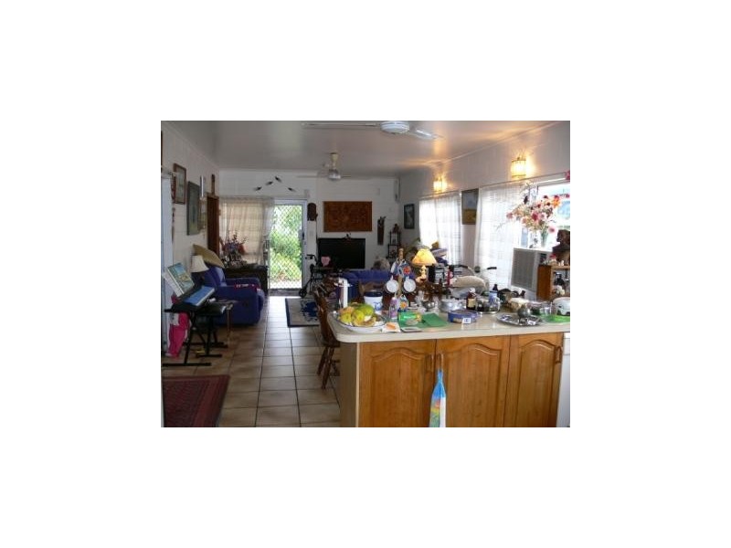 9 Woomala Street, Woree QLD 4868