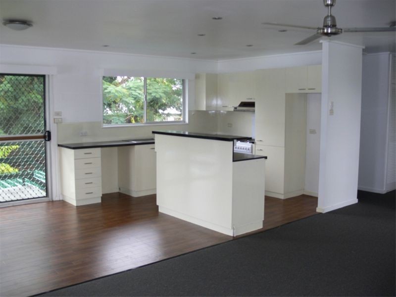 24 Yangoora Street, White Rock QLD 4868