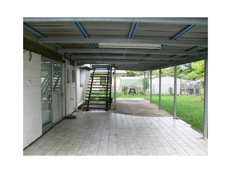 24 Yangoora Street, White Rock QLD 4868