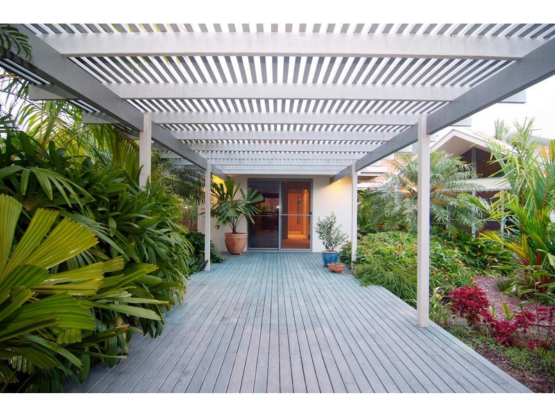 32 Cascade Avenue(Paradise Palms Drive), Kewarra Beach QLD 4879